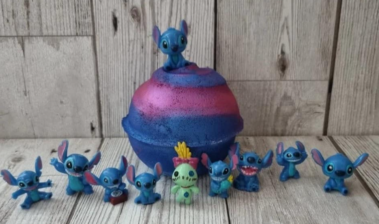 Bomba de banho com brinquedo dentro da China por atacado